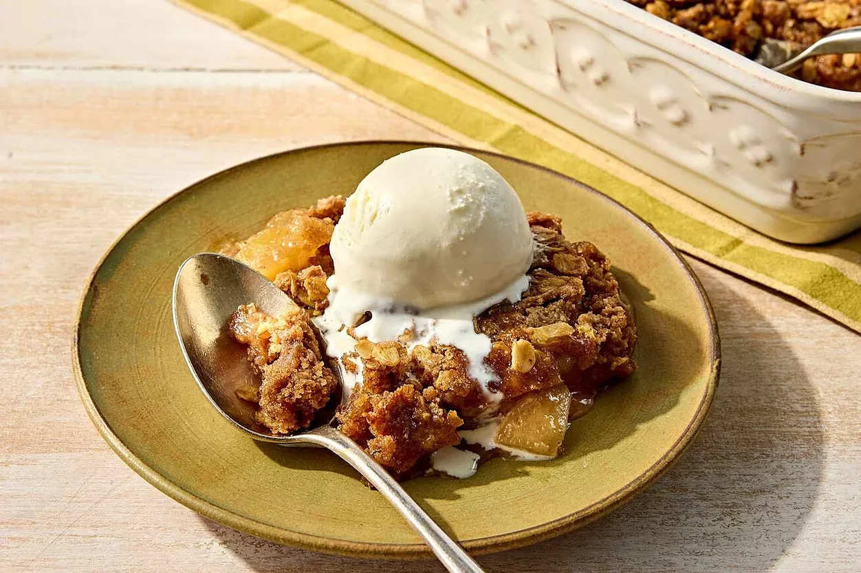 Apple Pie Dump Cake